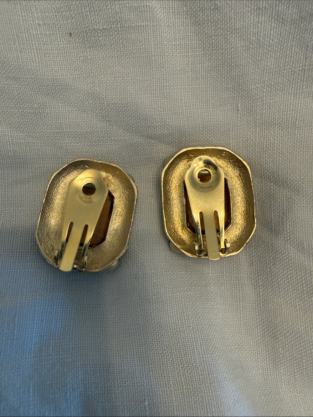 Vintage Gold-Tone Amber Crystal Clip-On Earrings - Picture 2 of 3